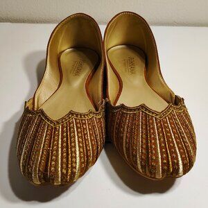 Pehnawa by English Shoes Embroidered Traditional Indian Woven Flats Shoes